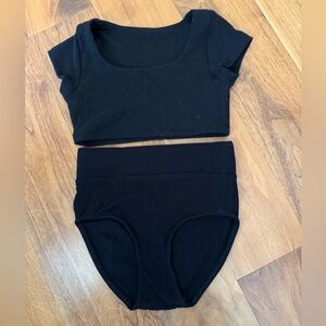 Tiger Friday, Ribbed 2 piece dance set. size: child large